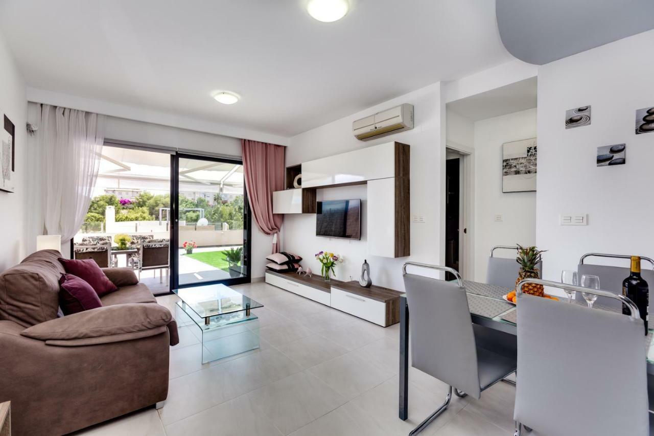 La Zenia Sabrina Apartment 5 오리후엘라 외부 사진